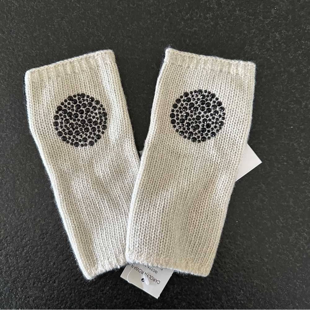 Carolyn Rowan Fingerless Cashmere Gloves
